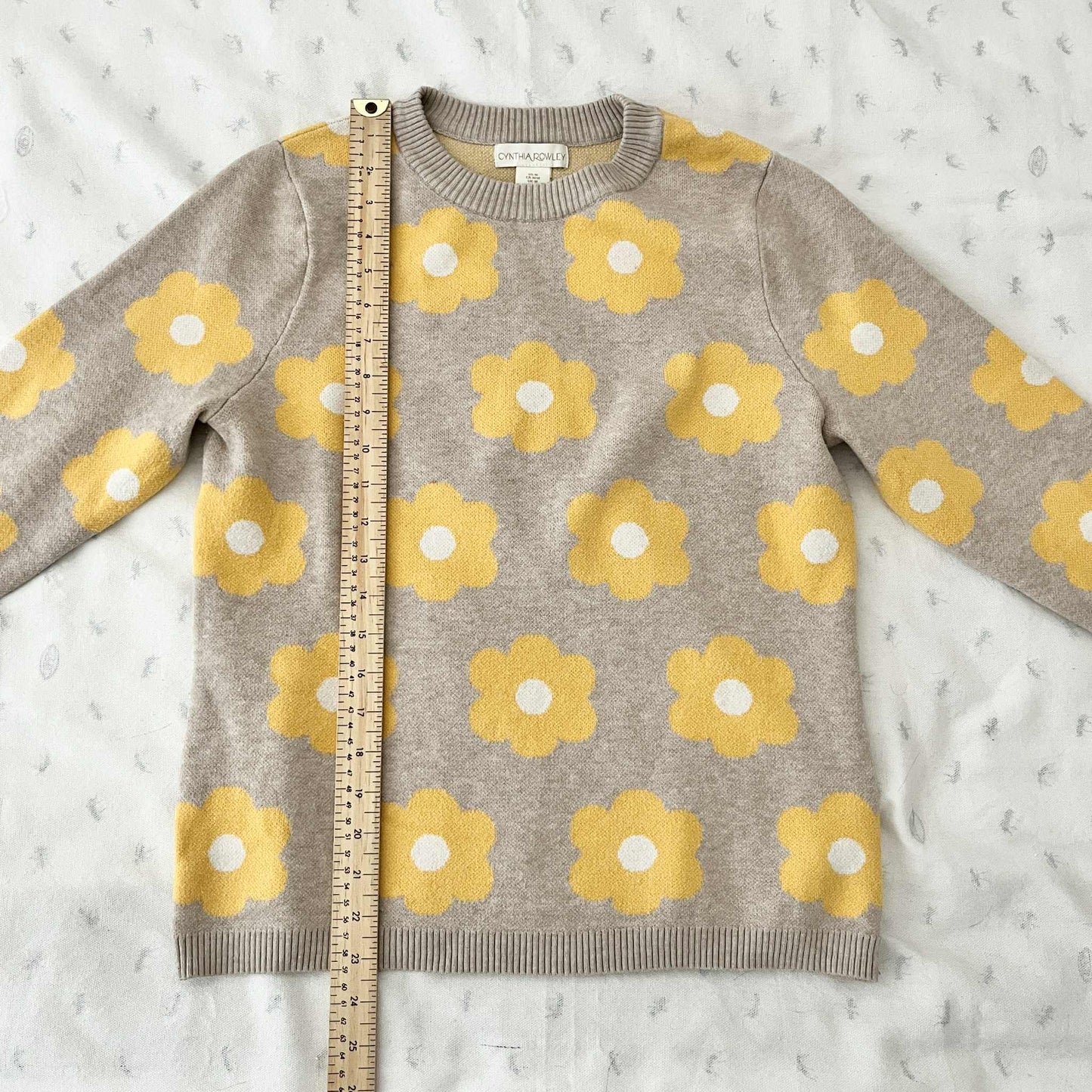 Cynthia Rowley Yellow Poppy Floral Sweater – Greige Crewneck Pullover, Medium
