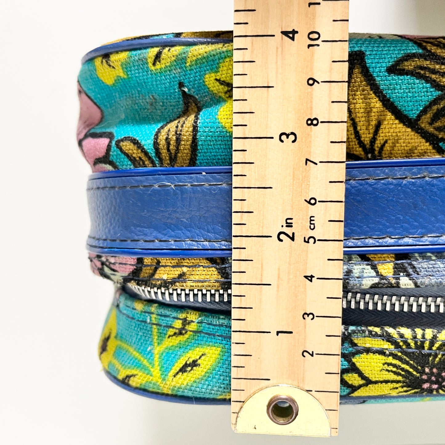 Vintage 60s Bantam Groovy Flower Power Suitcase – Retro Mod Charm, Blue Trim
