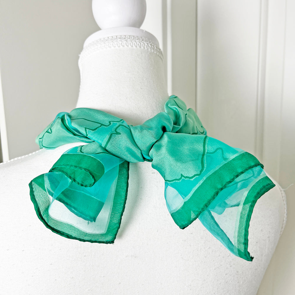 Green Sheer Scarf Kerchief with Convertible Dreamcatcher Gemstone Necklace Set