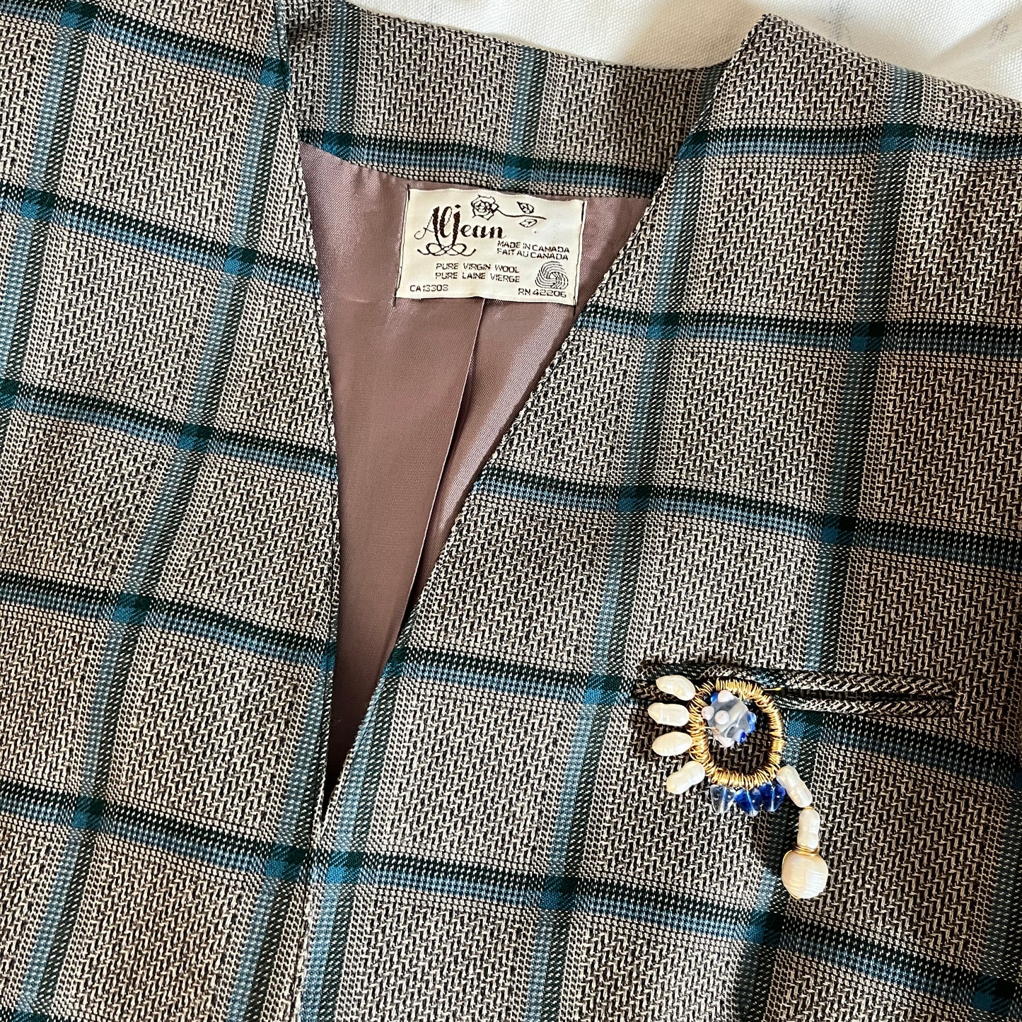 Vintage Oversized Grid Pattern Wool Blazer with Handmade Brooch, Women's Large