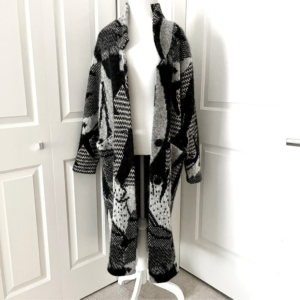 Eclectic Oversized Mohair Cozy Fall Cardigan Coat Abstract Pattern-Gray Black