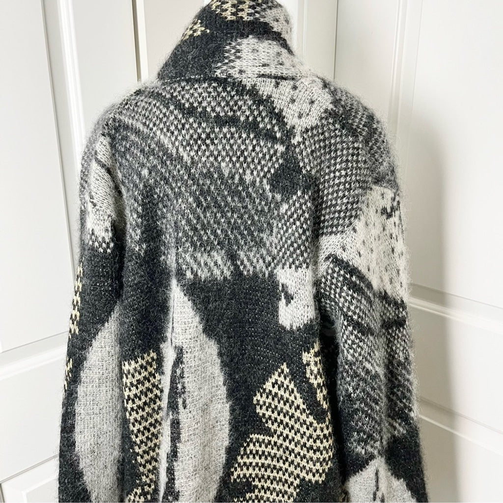 Eclectic Oversized Mohair Cozy Fall Cardigan Coat Abstract Pattern-Gray Black
