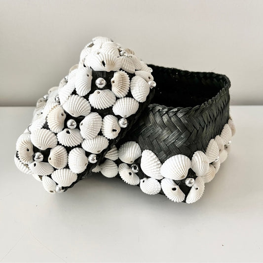 Bohemian Bali Pandan Gift Storage Box with Natural Shell Embellishments