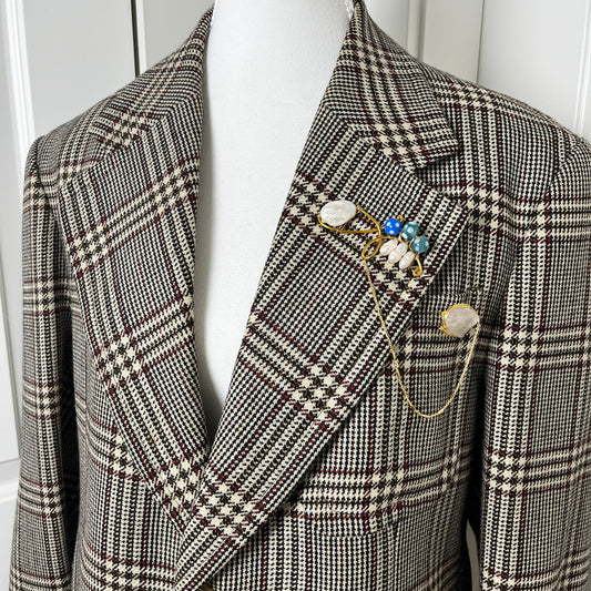 Vintage 70s Tweed Wool Blazer with Handmade Brooch Set (Unisex Medium, Worn Oversized for Smaller Sizes)