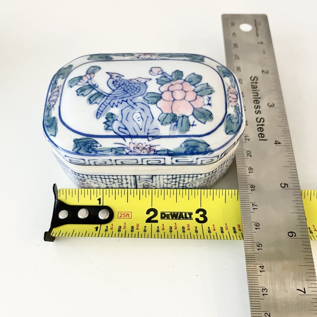 Set of 2 Vintage Chinese Blue & White Ceramic Duck & Floral Trinket Lidded Boxes